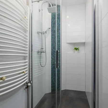 Elegancki Apartament Katowa 11 Praca Zdalna By Noclegi Renters Краків Екстер'єр фото